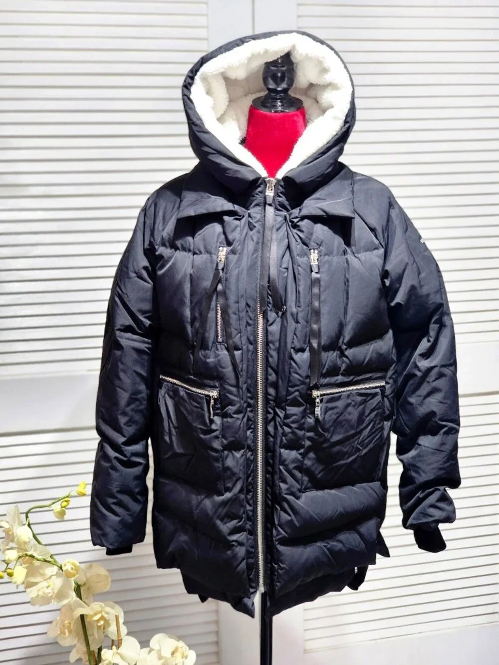 Orolay Women's Black Hooded Down Jacket With Fleece Lining Size Large 318 - Picture 5 of 16
